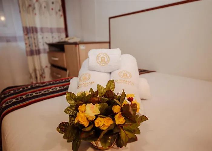 Avraham Hotel 3*
