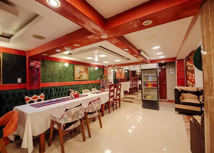 Avraham Hotel